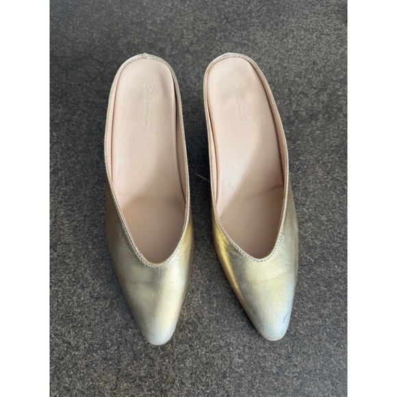 George Esquivel Gold Mules with wooden heel Size 6 - Picture 2 of 9